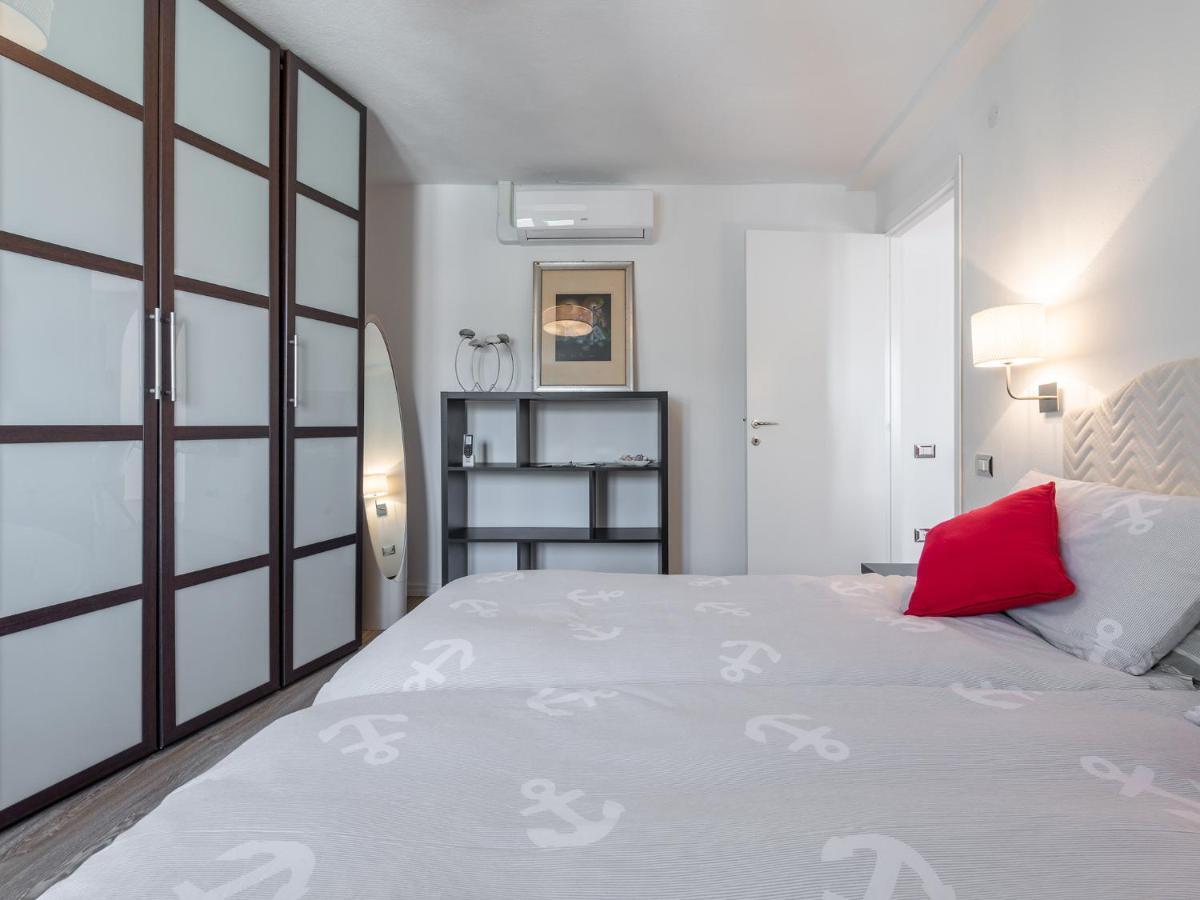 Casa Alla Marina Del Porto Di Cagliari Daire Dış mekan fotoğraf